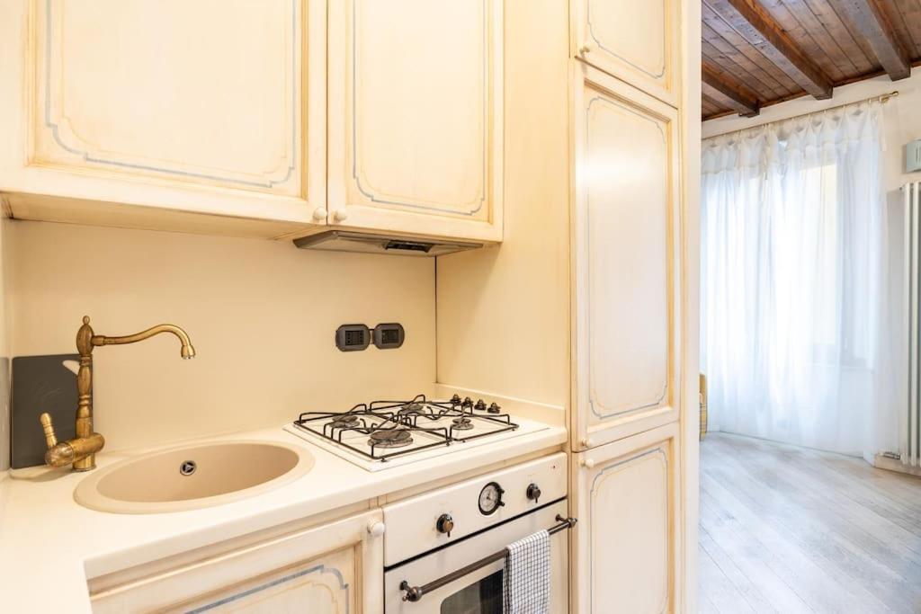 Colonne'S Nest - Cozy And Silent With Ac Apartment Милано Екстериор снимка