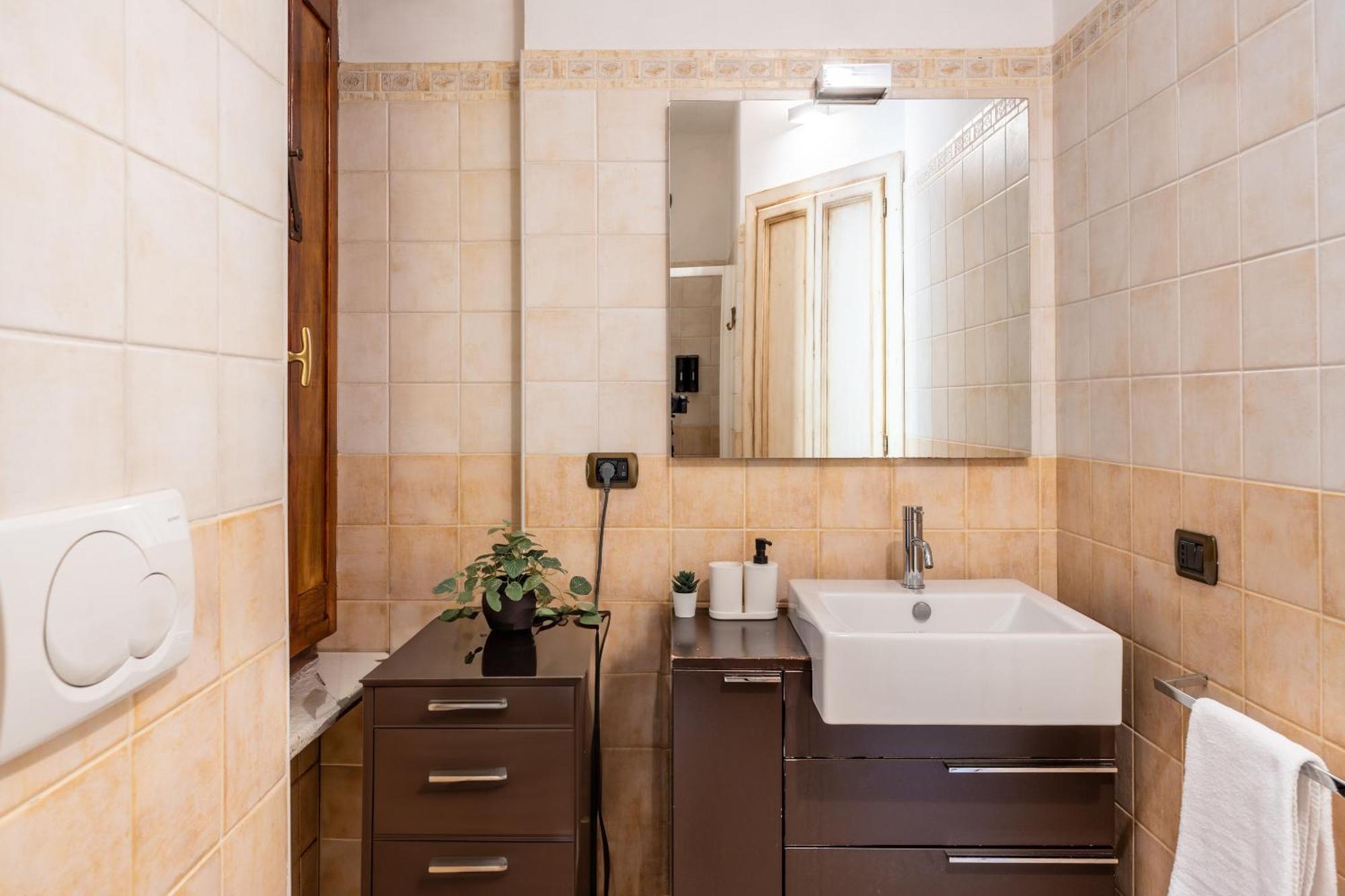 Colonne'S Nest - Cozy And Silent With Ac Apartment Милано Екстериор снимка